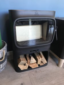 JOTUL F305 RB BUCHER NOIR (1)