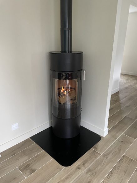 Poêle à bois Scan 84-1